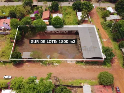 Terreno en venta en Ñemby de 1.800 m² en esquina