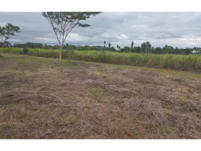Terreno à venda em Ñu Po'i, Itauguá