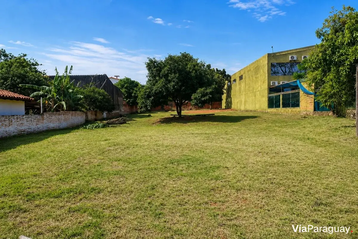 Terreno en venta en Pa'i Ñu, Ñemby - 1.609 m²
