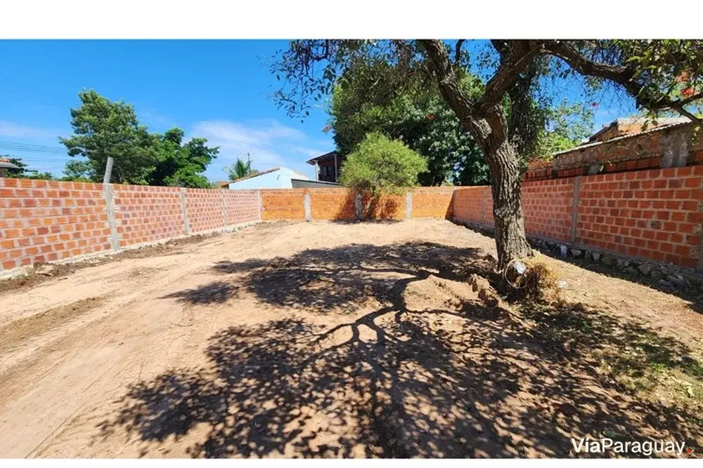 Terreno à venda em Piquete Cué, Limpio