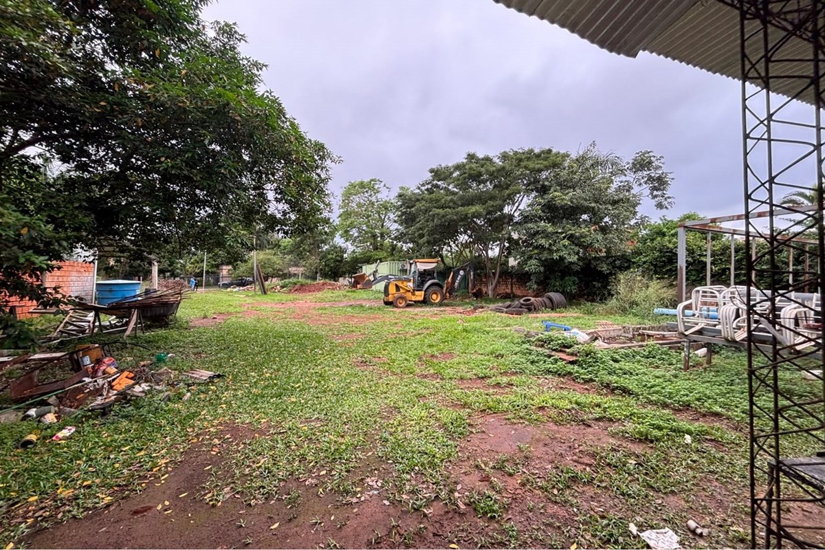 Terreno en venta en Primer Barrio, Luque, 370,34 m²