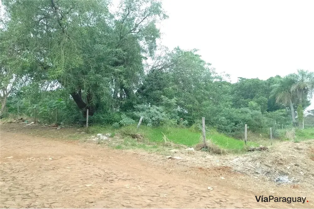 Terreno à venda em esquina no Rincón, Ñemby