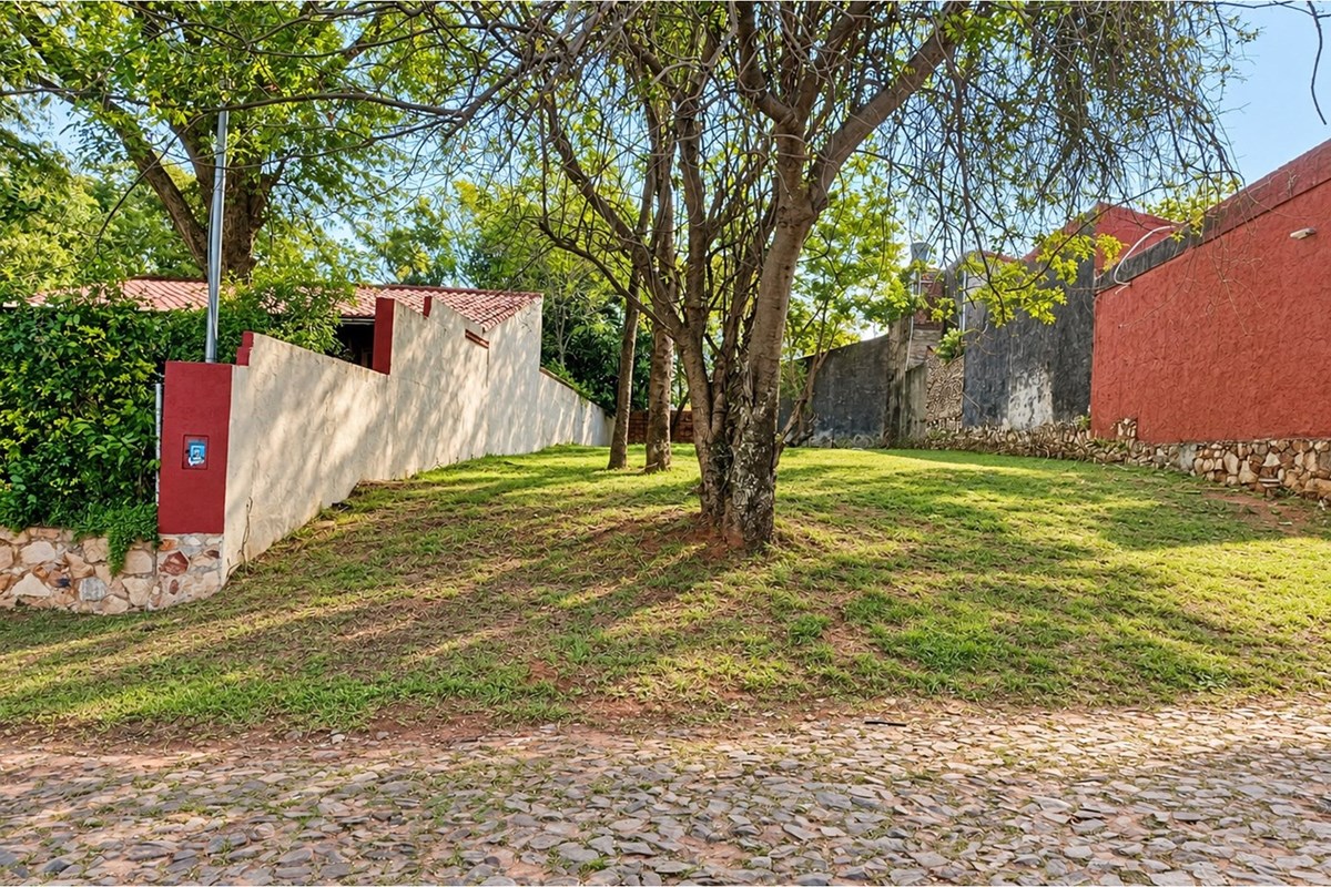 Terreno en venta en San Antonio, Lambaré