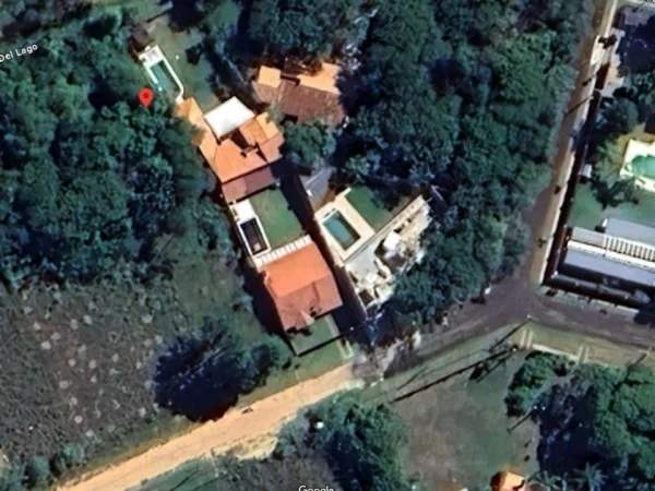 555 m² land for sale in San Bernardino on Avenida del Lago