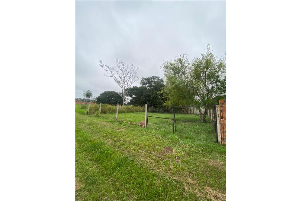 Terreno à venda em San Juan del Paraná, Itapúa
