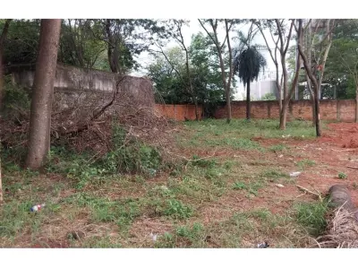Terreno à venda em San Lorenzo, bairro Espírito Santo