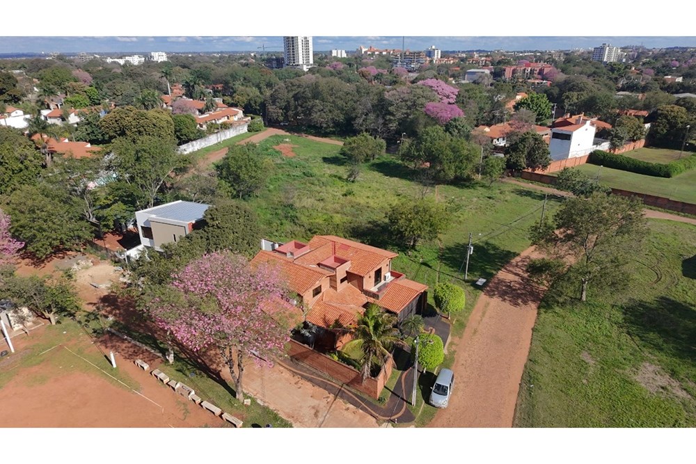 Terreno à venda em San Lorenzo, Central - 499 m²