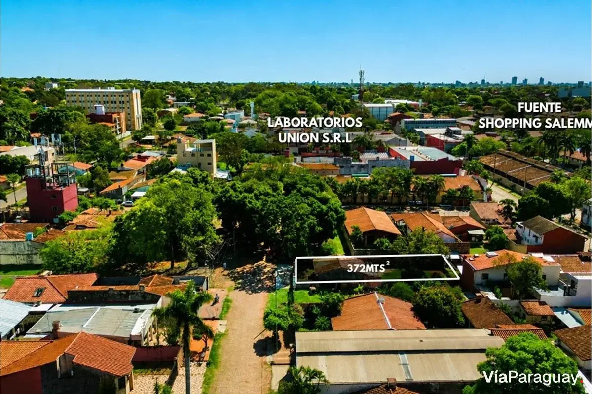 Land for sale in San Lorenzo, near Shopping Fuente