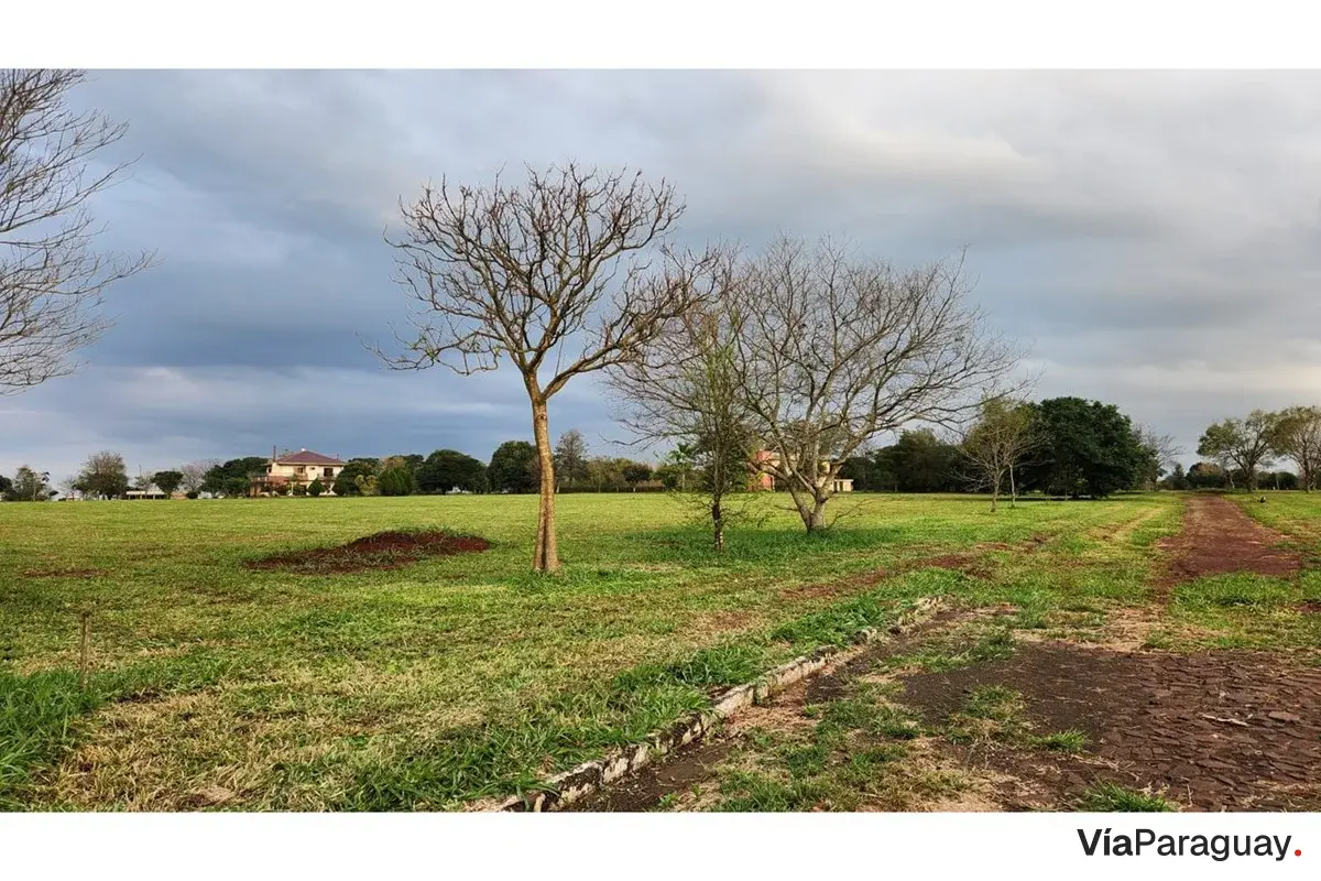 Terreno à venda no Santa Elena Country, Hernandarias