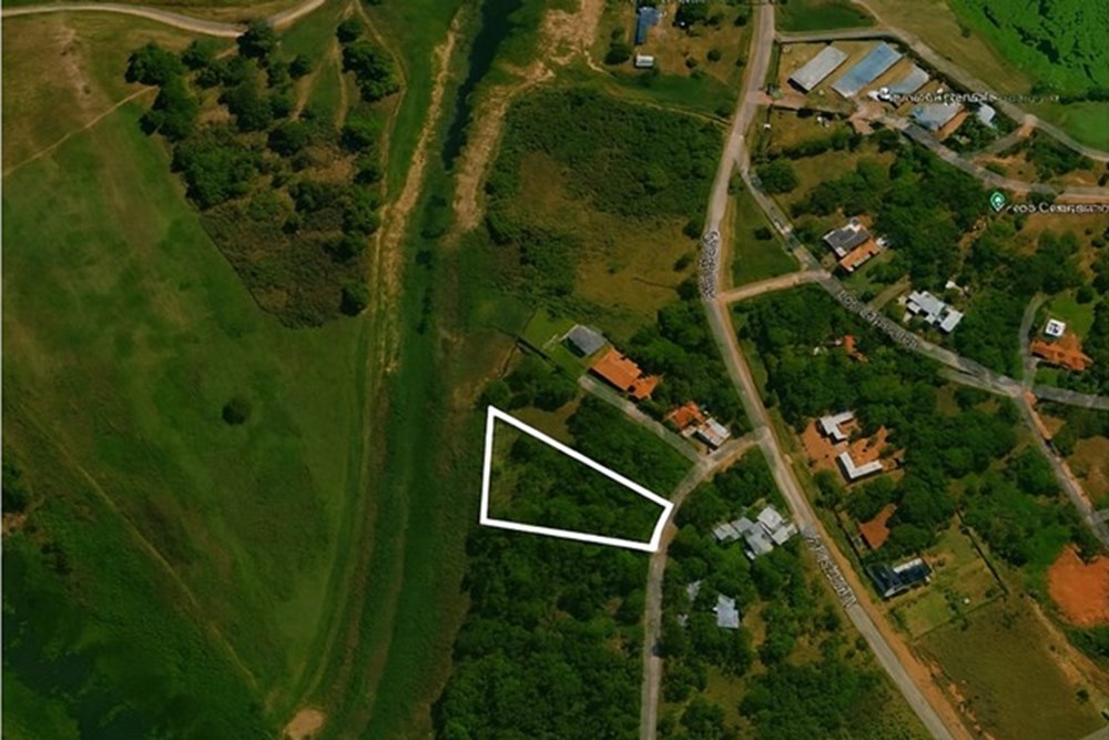 Terreno à venda em Surubí-i, Mariano Roque Alonso