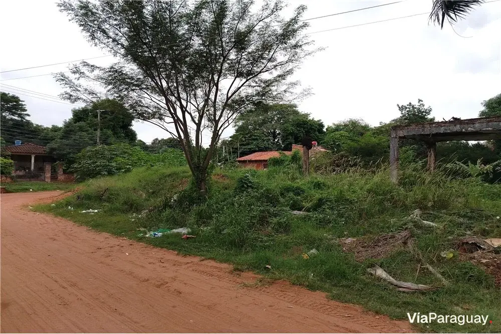Terreno à venda em Villa Elisa, bairro Centro
