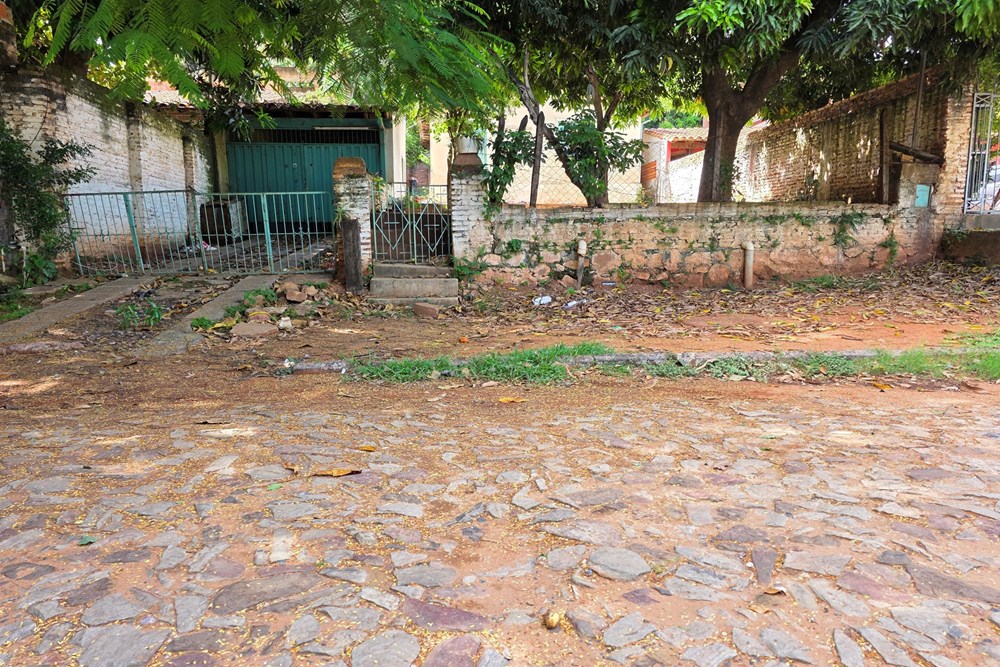 Terreno en venta en Villa Elisa, Central