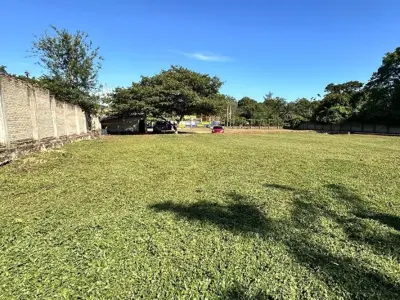Terreno à venda em Ycuá Duré, Luque