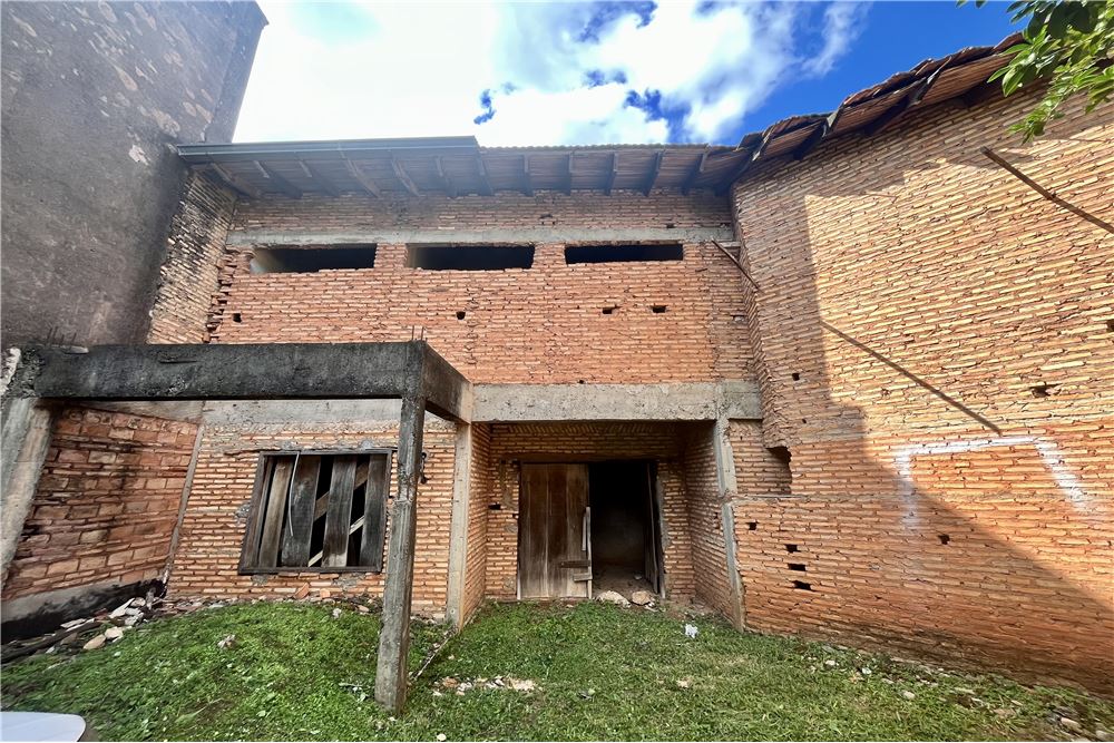 Land for sale in Ycuá Satí, Asunción