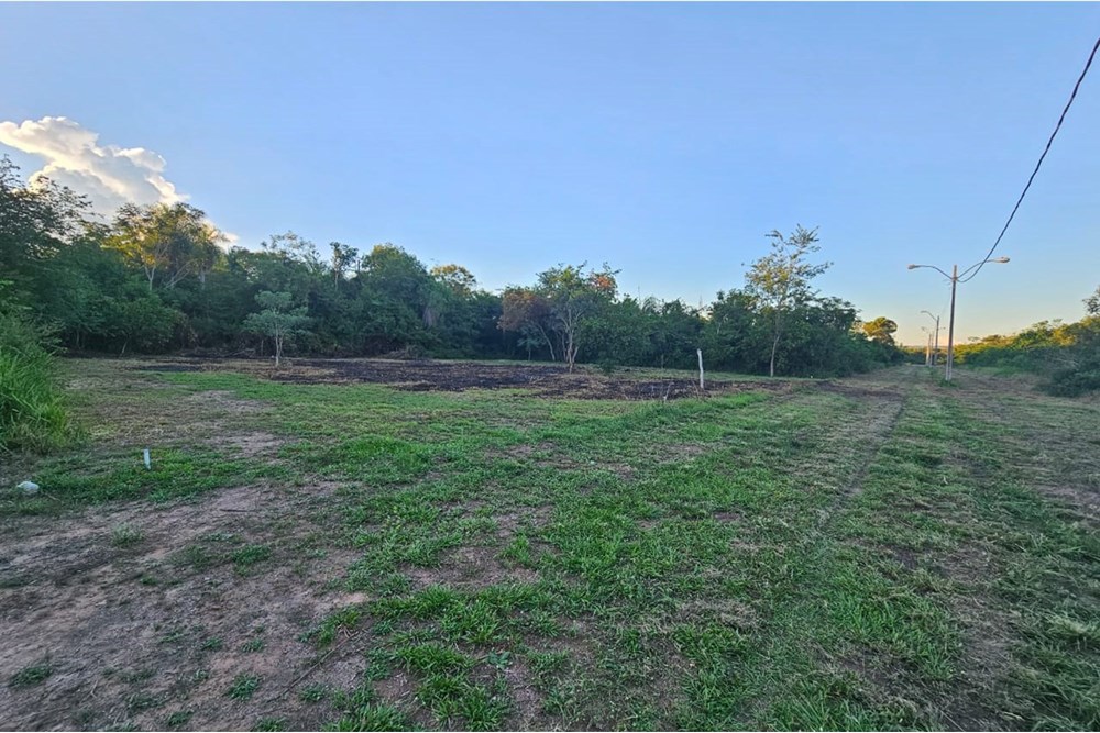 Terreno à venda em Ypacaraí, 375 m²