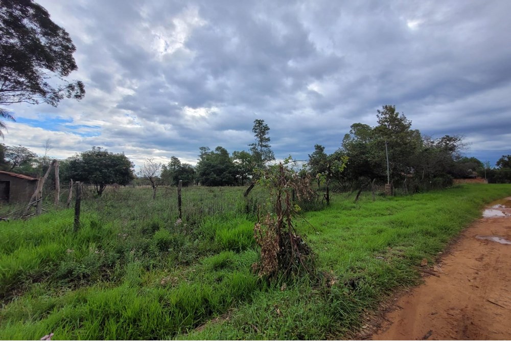 Terreno à venda em Ypacaraí, Central - 1.270 m²