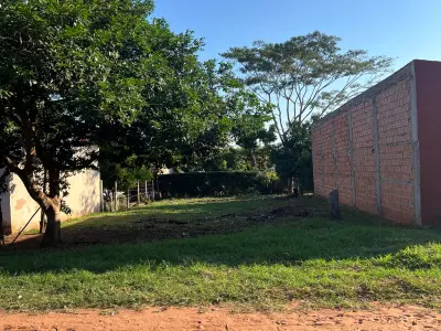 Terreno à venda em Ypané, bairro San Francisco