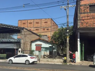 Terreno à venda para desenvolvimento em Los Laureles
