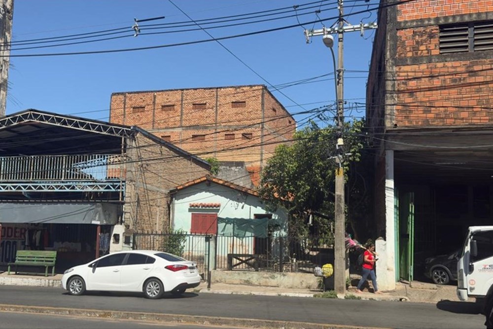 Terreno à venda para desenvolvimento em Los Laureles