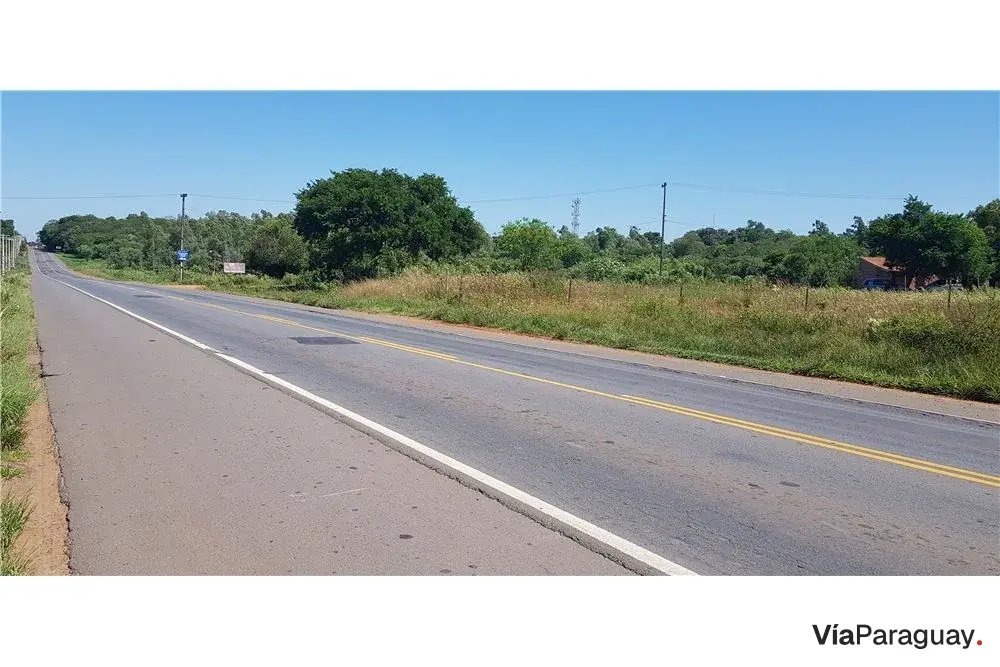 Terreno à venda no Acceso Sur, Itá