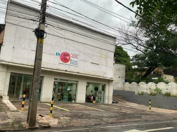 Terreno à venda na Av. General Santos, Assunção — 1.890 m²