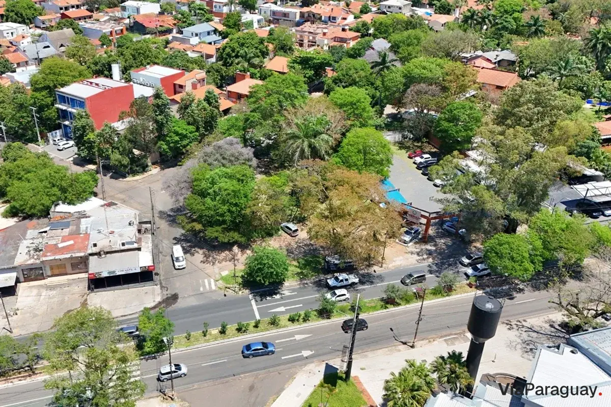 Terreno à venda na Avda. Mcal. López, Villa Aurelia