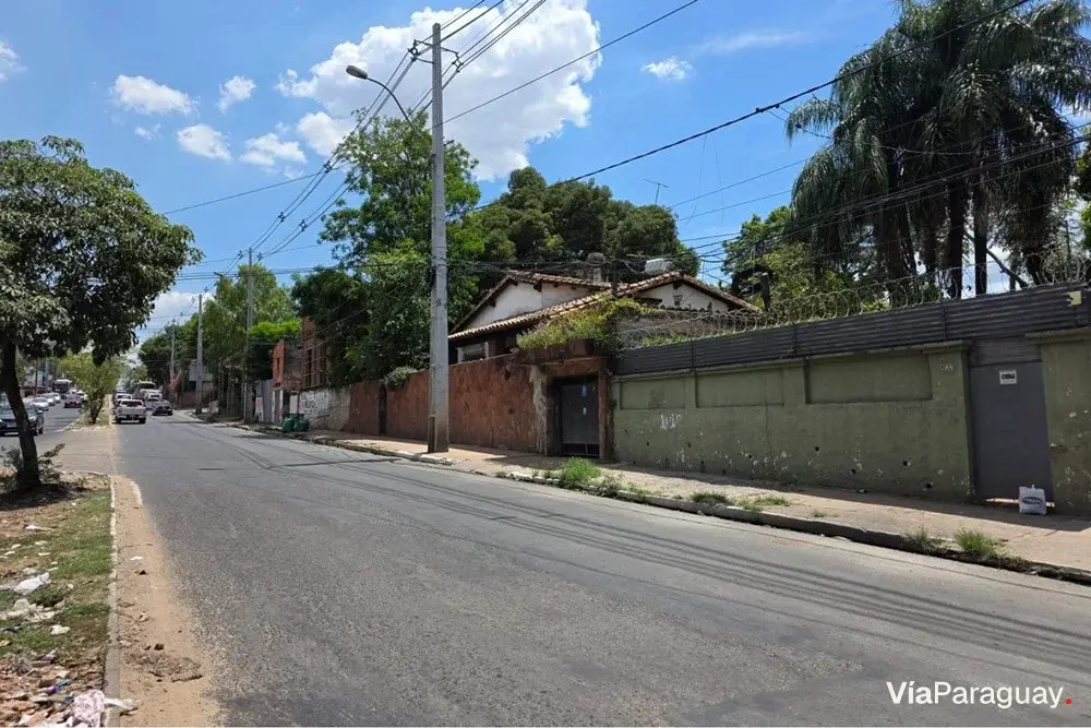 Land for sale on Avda. Sacramento, Santísima Trinidad