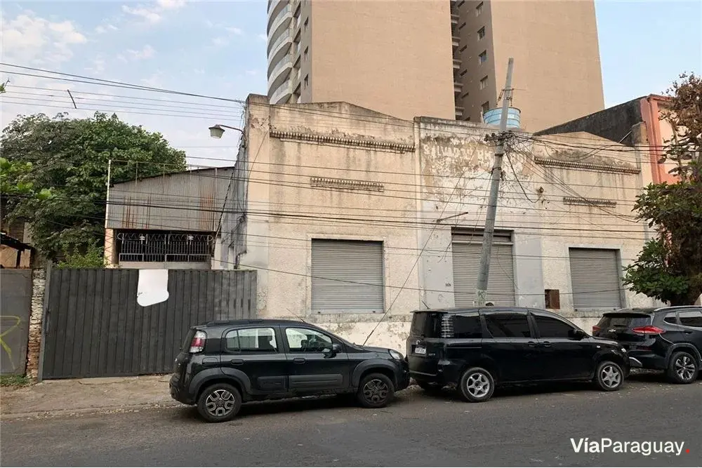 Terreno en venta sobre calle Alberdi, Catedral