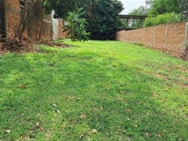 Terreno en venta sobre calle Leopardi, Fernando de la Mora