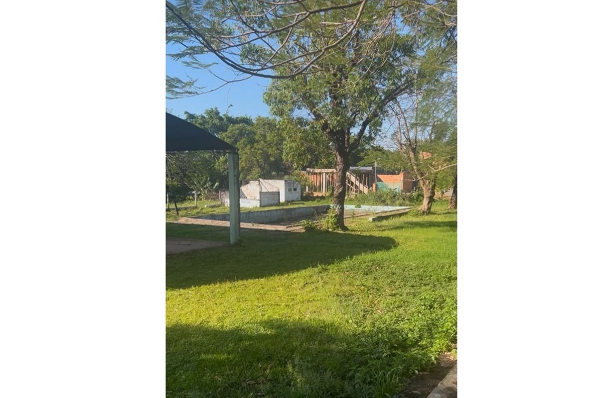 Terreno industrial en venta en Villa Laurelty, San Lorenzo