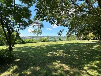 Terreno plano à venda no Paraná Country Club, Hernandarias
