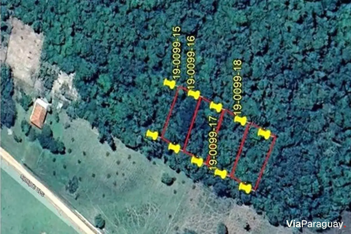 Terreno residencial à venda em Arroyos y Esteros