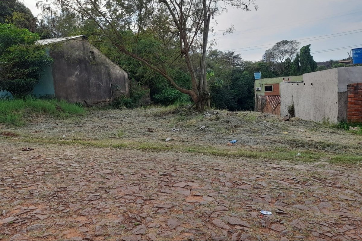 Residential land for sale in San Isidro, Ciudad del Este