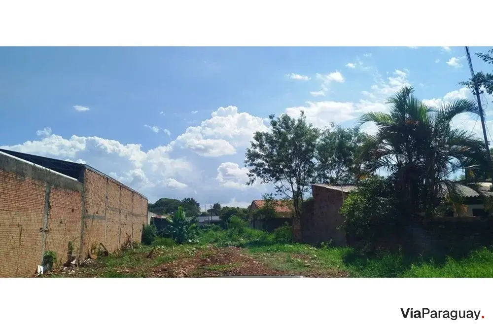 Terreno titulado en venta en Acaray, Ciudad del Este