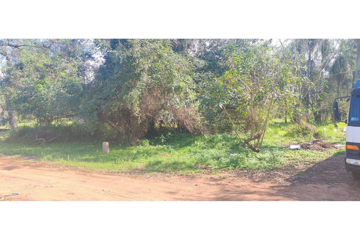 Terrenos à venda em Costa Fleitas, Aregua