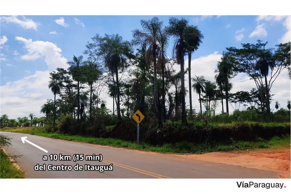 Dois terrenos de esquina à venda em Itá, Yhovy