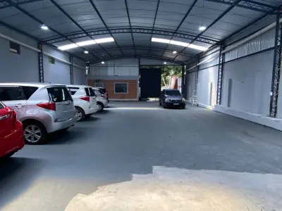 Galpão para alugar, novo, em Lambaré