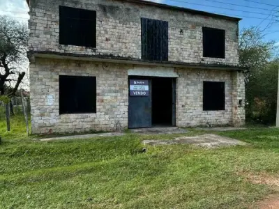 Closed Warehouse for Sale in Puerto Falcón, Presidente Hayes