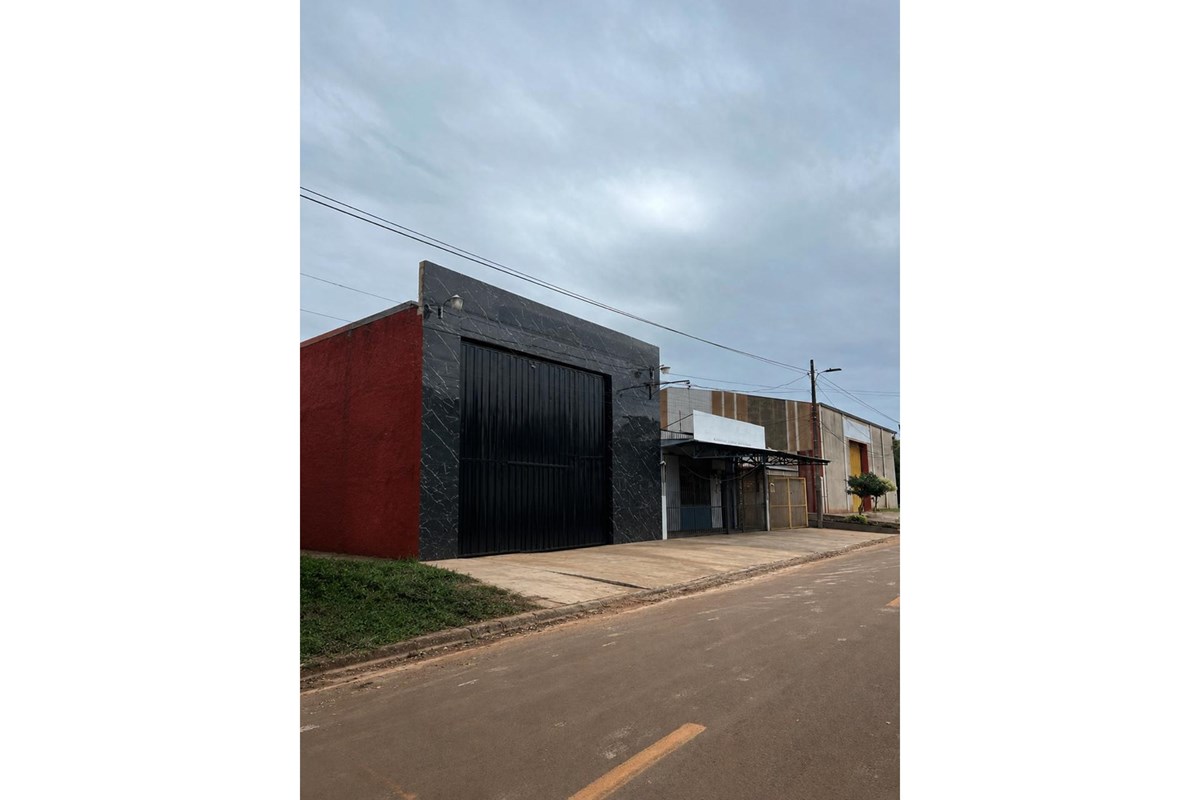 Galpão comercial para alugar em Hernandarias