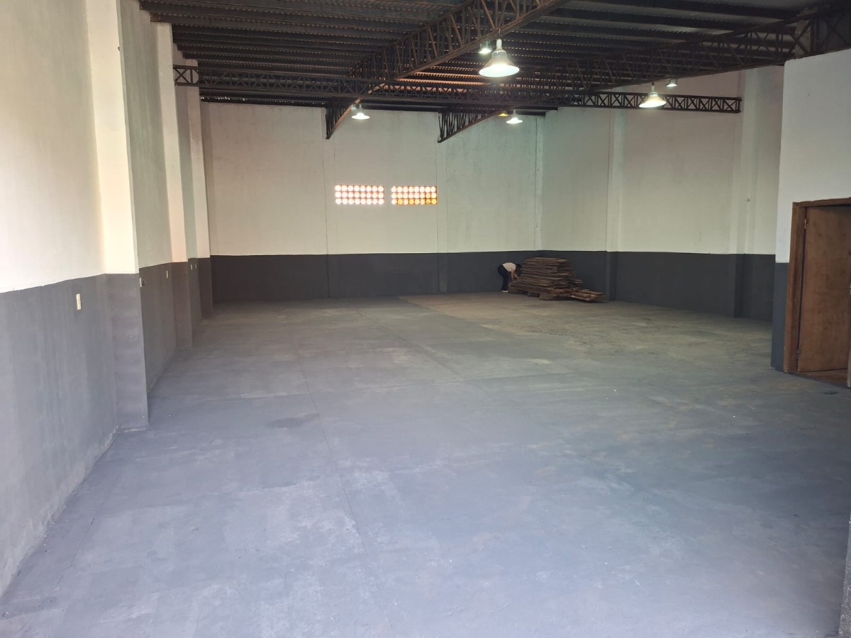 Tinglado comercial en venta en Barrio Acaray, Ciudad del Este