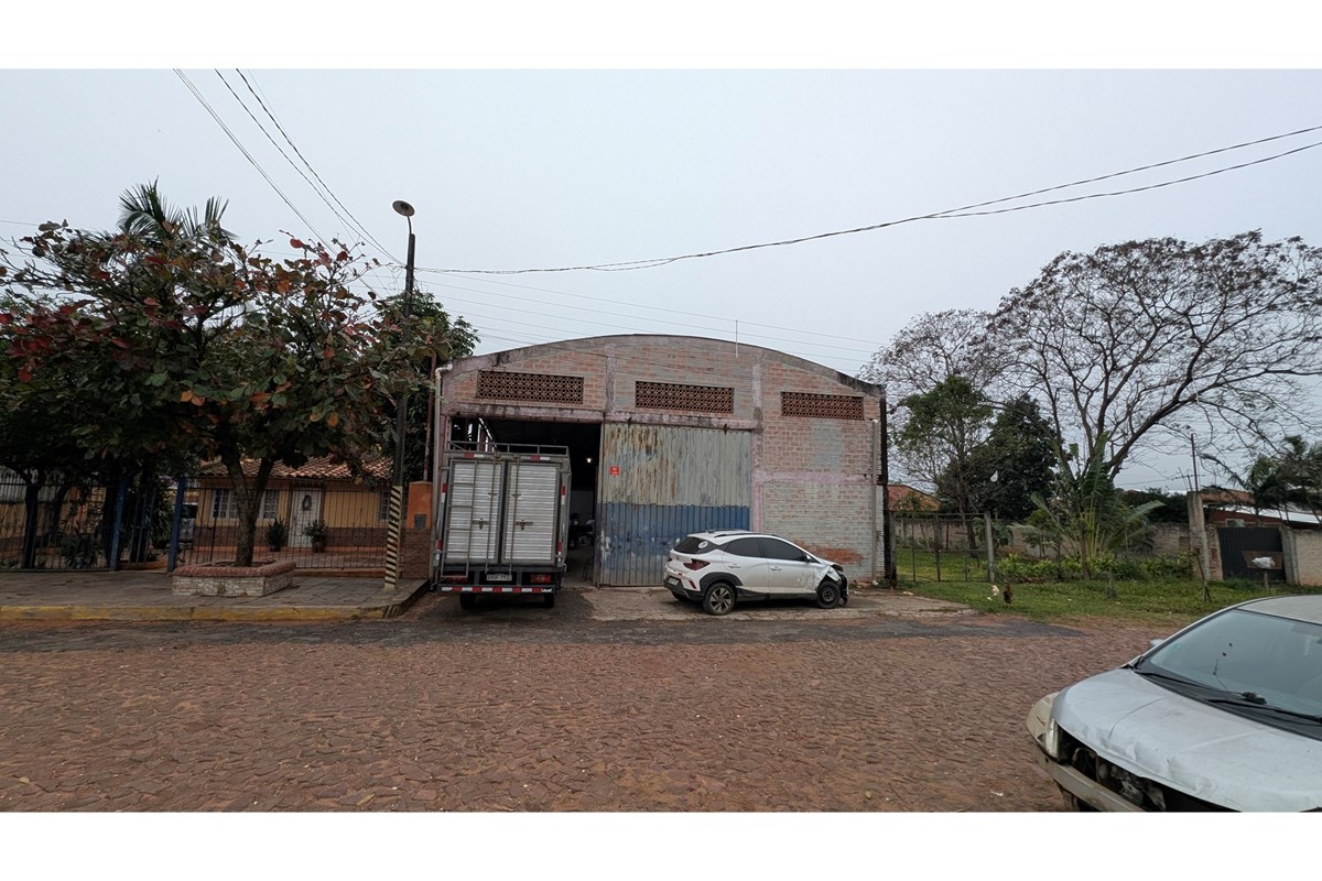 Tinglado comercial en venta en Ñemby, Central