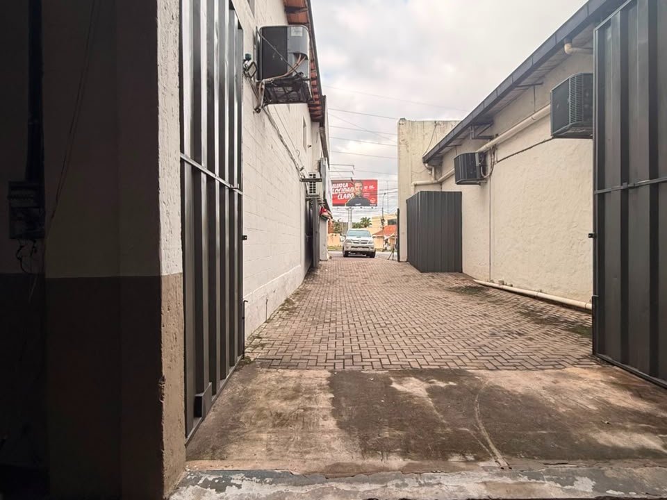 Tinglado en alquiler en Barrio Santa Ana, Asunción - 510 m²