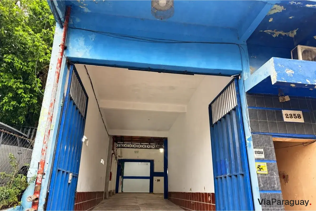 Warehouse for rent in Hipódromo, Asunción