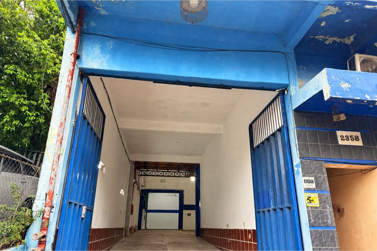 Warehouse for rent in Hipódromo, Asunción