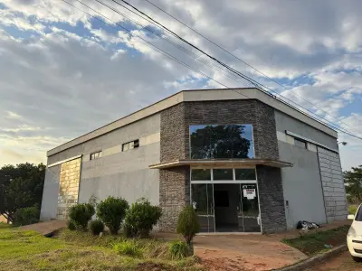 Tinglado en esquina en venta en Col. Gasory, Salto del Guairá