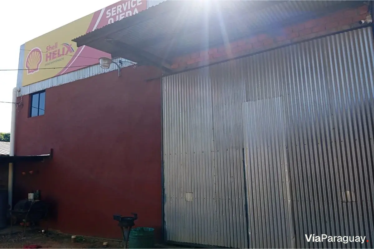 Galpão à venda com escritório e moradia em Limpio