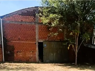 Galpão à venda em Fernando de la Mora, Zona Sul