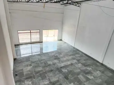 Galpão novo para alugar no Km 10 Acaray, Ciudad del Este