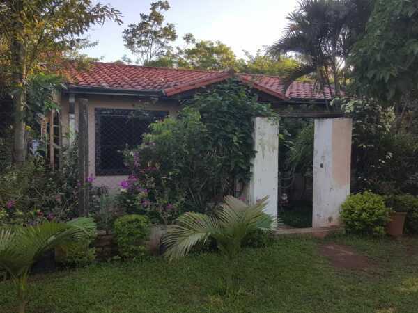 Três Propriedades Contíguas à Venda em Yaguarón, Paraguarí