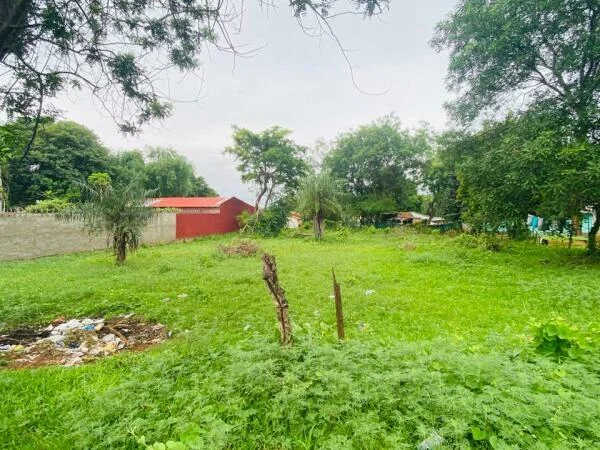Tres terrenos en venta en Costa Sosa, Luque